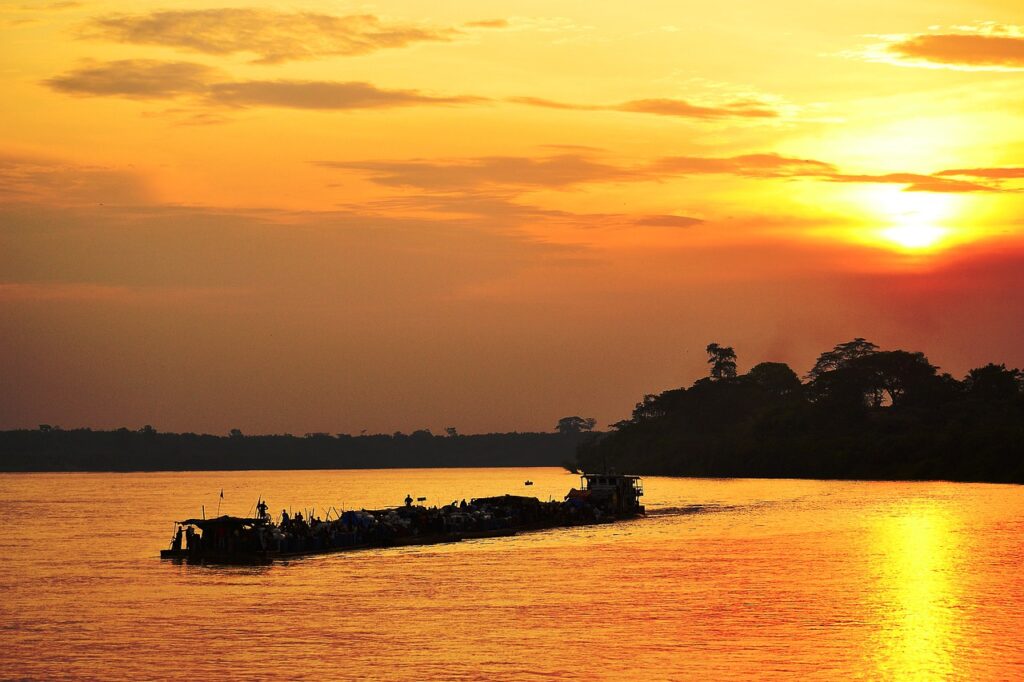 Rio Gongo, no Zaire, o décimo país mais rico em água doce.