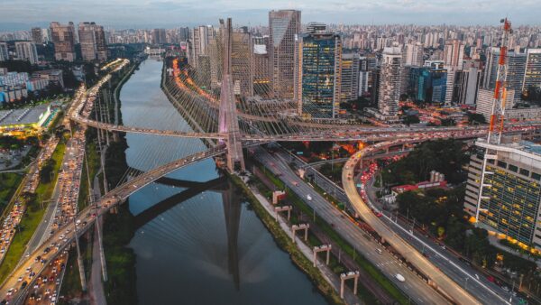 Ponte Estaiada, em São Paulo.