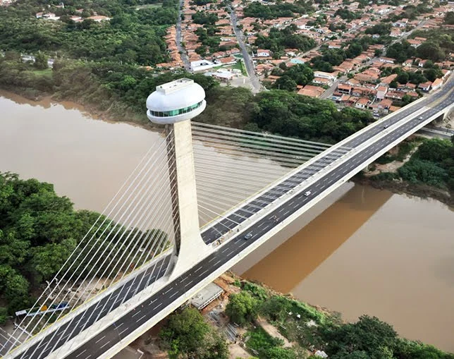 Foto da ponte João Isidoro França.