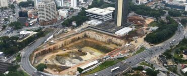Foto aérea de um piscinão