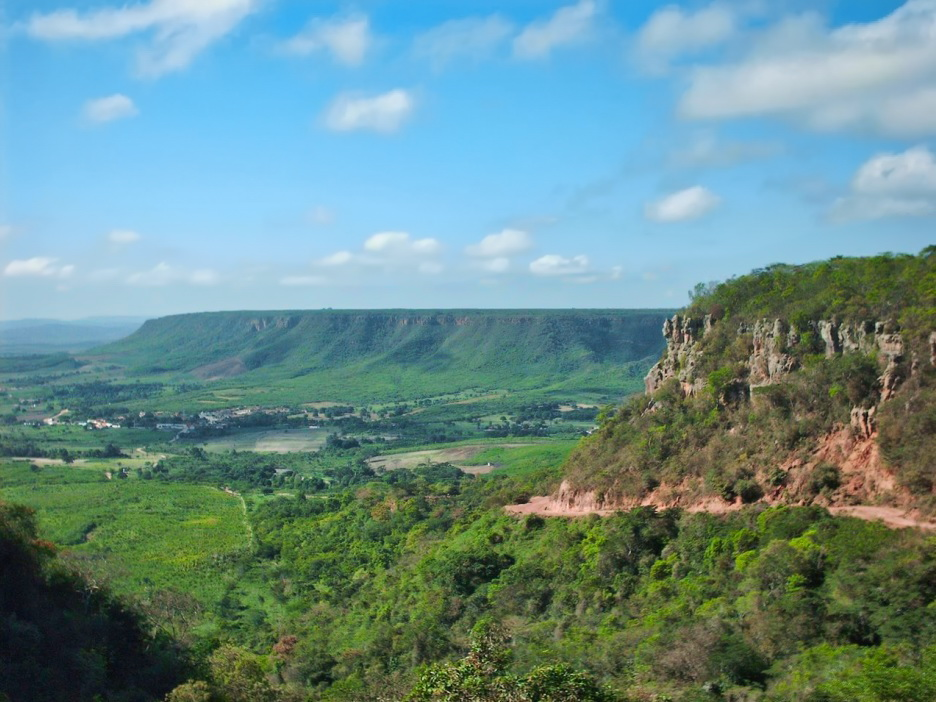 Foto de vista da Chapada do Araripe em Pernambuco, exemplo de Geoecologia.