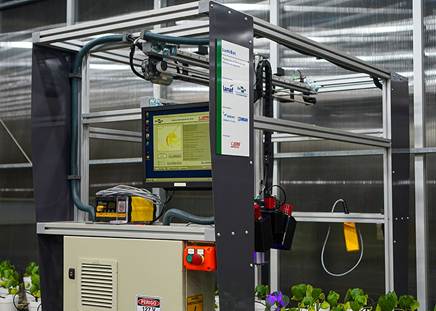 Protótipo do LumiBot, desenvolvido no Laboratório Nacional de Agrofotônica.