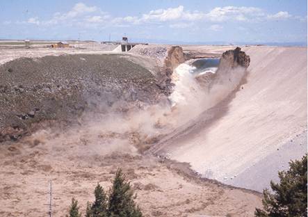 Ruptura da barragem Teto.